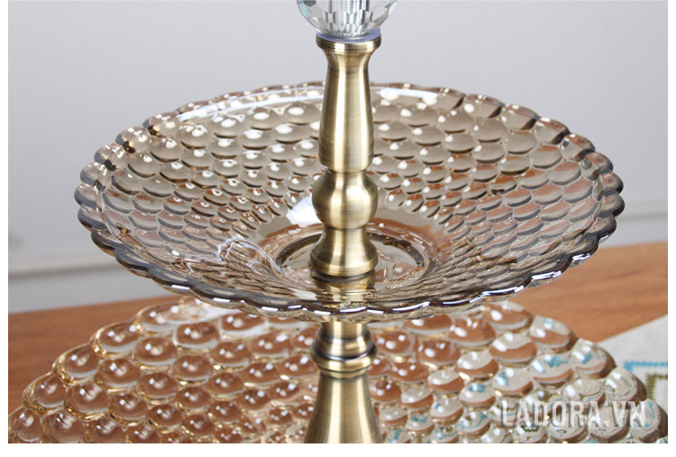 đĩa hoa quả trang trí bàn tại Ladora.vn