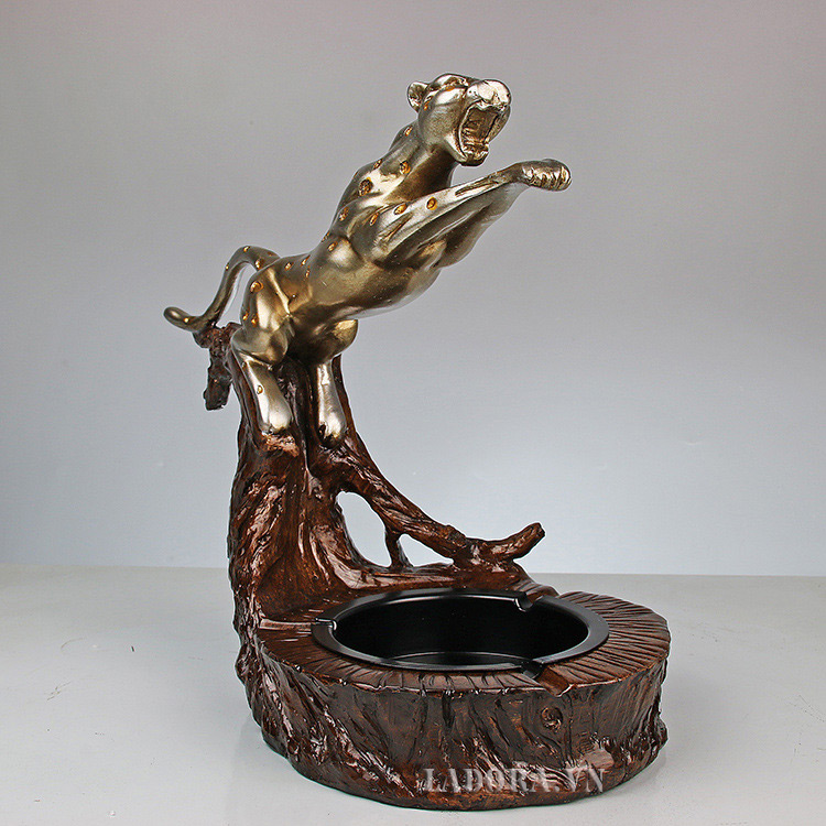 Gạt tàn báo đốm Đồ trang trí bàn làm việc, bàn phòng khách độc đáo