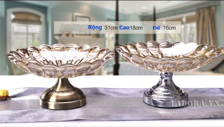 đồ trang trí bàn phòng khách tại Ladora.vn