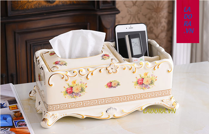 Trang trí bàn ăn đẹp với Ladora.vn