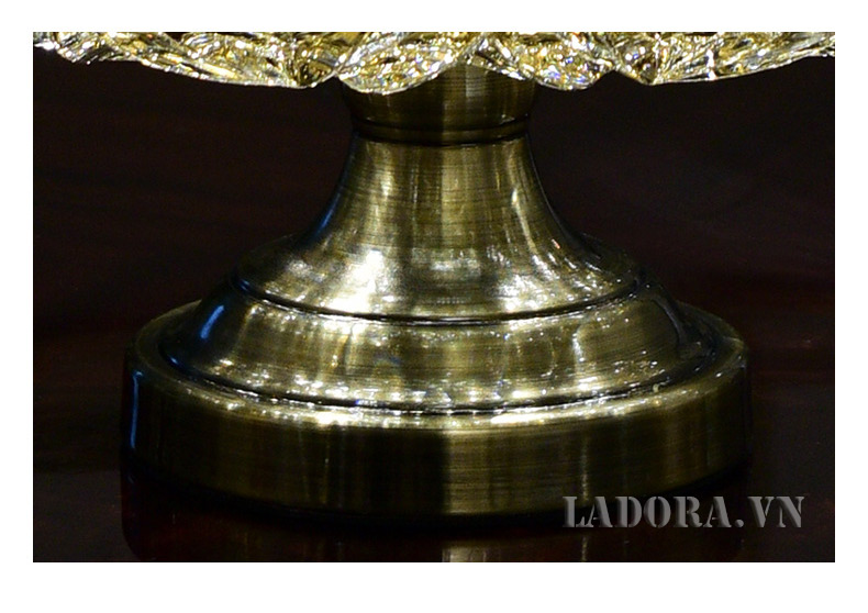 đồ trang trí bàn phòng khách tại ladora.com.vn