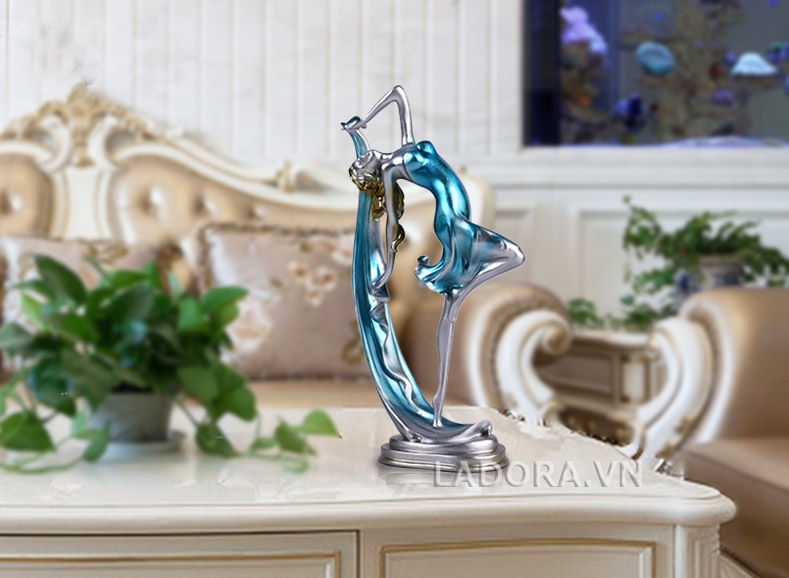 đồ trang trí văn phòng đẹp tại Ladora