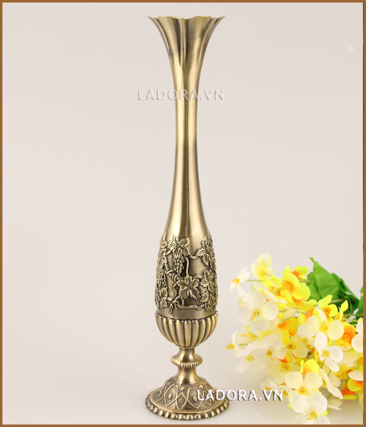 bình hoa cổ điển tại Ladora.vn