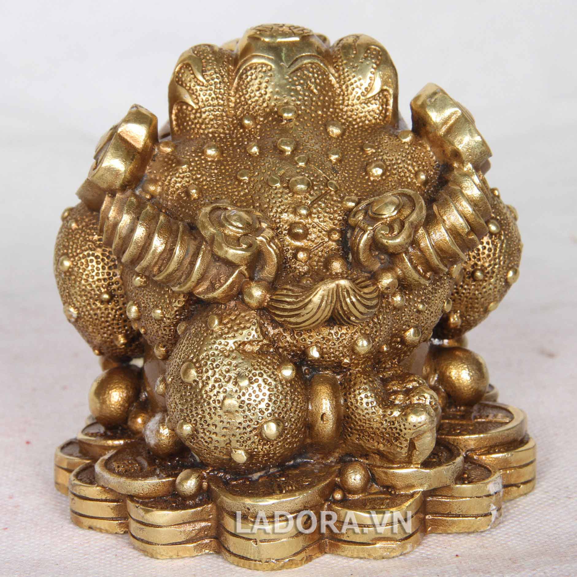 đồ vật trang trí bàn làm việc