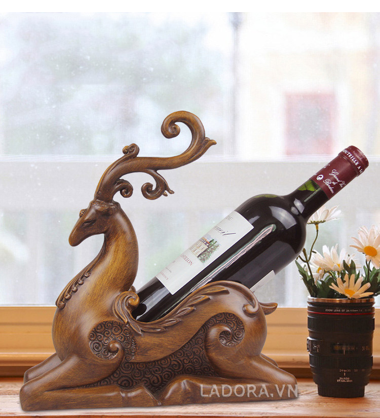 kệ đựng rượu vang tại Ladora.vn