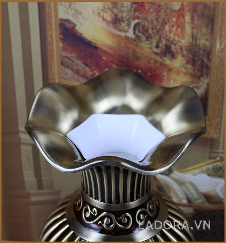 mua bình hoa đẹp ở hà nội tại Ladora.vn