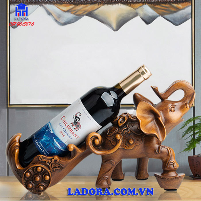 Đồ trang trí Tủ rượu sang trọng tại Shop bán đồ Trang trí nhà Ladora